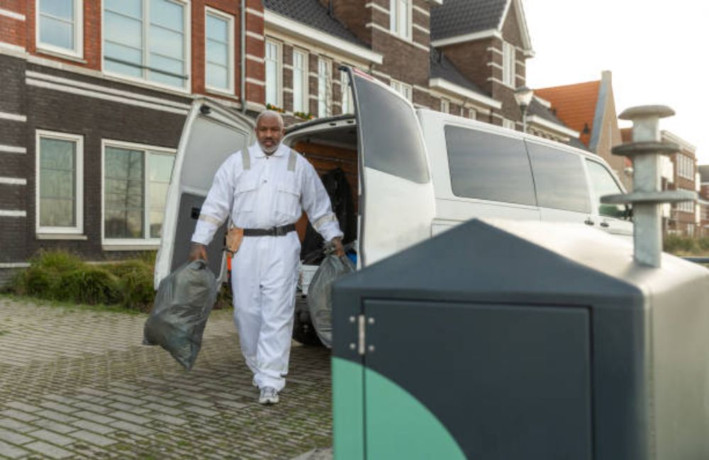 Hoarding Cleanup and Remediation Services